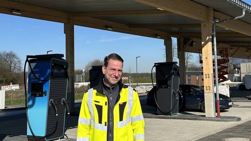 Projekt der Stadtwerke Willich: Ladepark ist jetzt teilweise in Betrieb