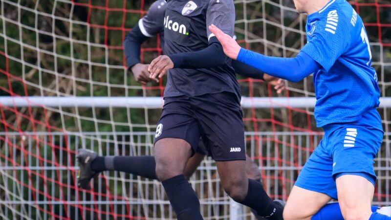 Bezirksliga-Spiel in Bedburg-Hau: Kimbakidila in Xanten mehr nur als ein Epp-Ersatz