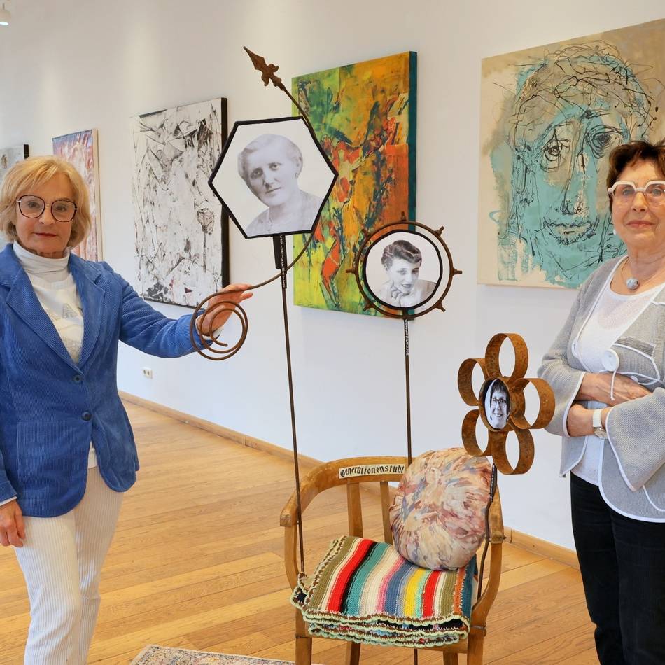 Ausstellung in Grevenbroich: Ein Feuerwerk an Farben und Formen