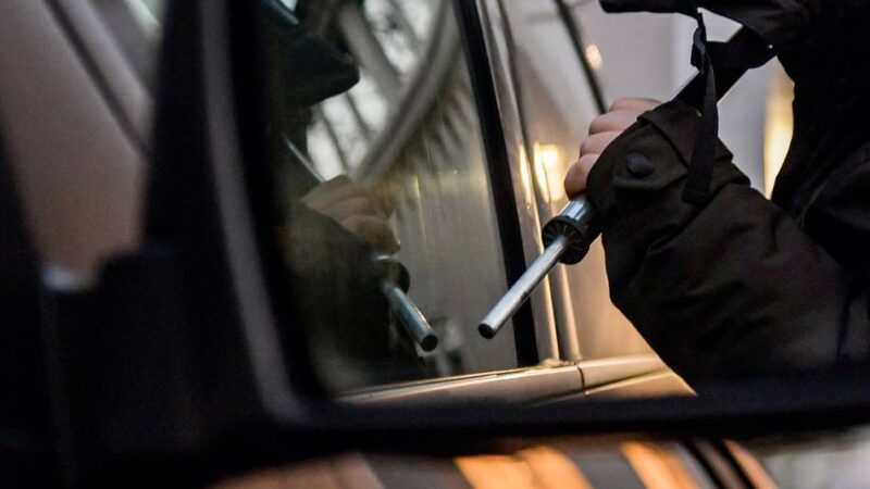 Vorfälle in Willich-Wekeln: Drei Autos aufgebrochen und Displays gestohlen