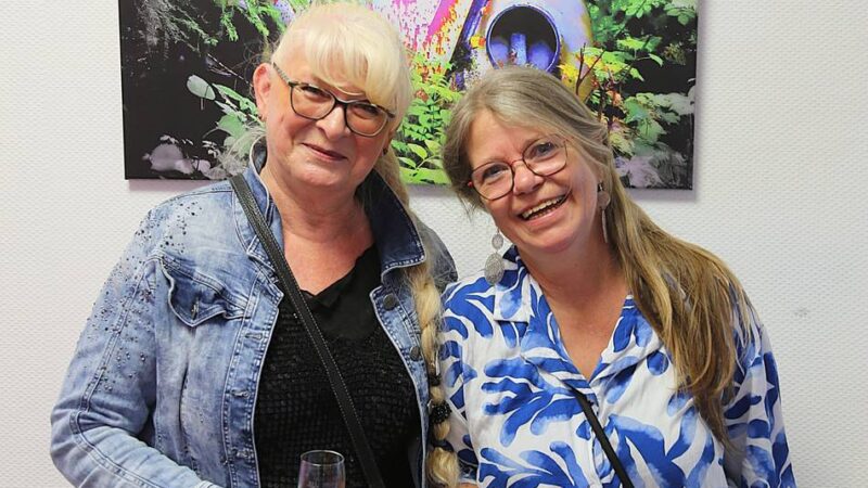 Bilderausstellung im Kultur-Haus Zach: Zwei Hückeswagenerinnen stellen aus