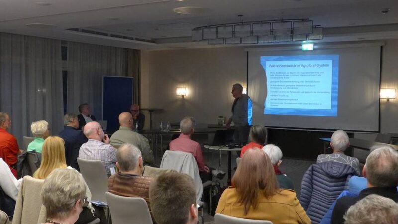 Info-Abend der Grünen in Rheinberg: Experten geben dem Trinkwasser in der Region gute Noten