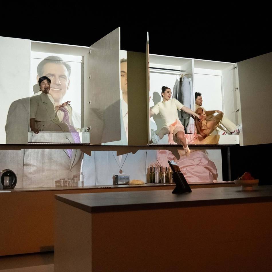 Doppel-Oper in Krefeld: Kaputte Beziehungskisten in der Edelküche