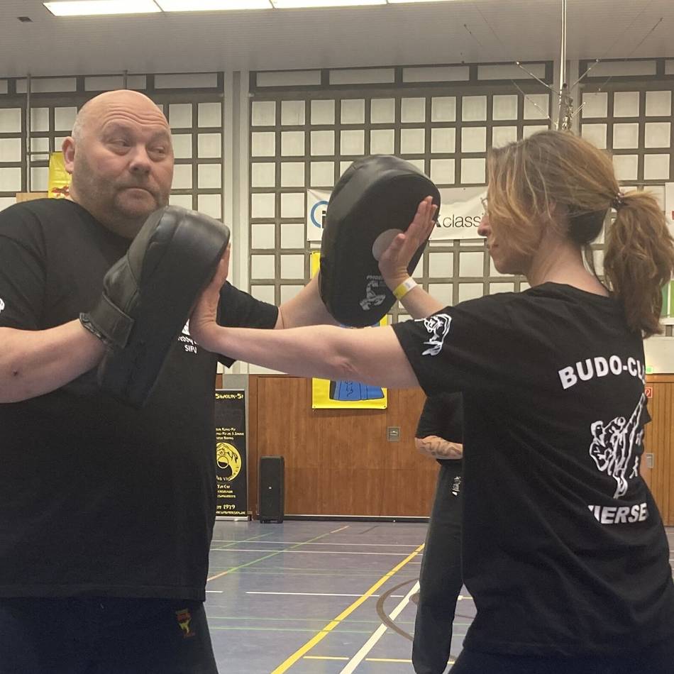 Workshop mit dem Budo-Club Viersen: Frauen stärken beim Ladies Day