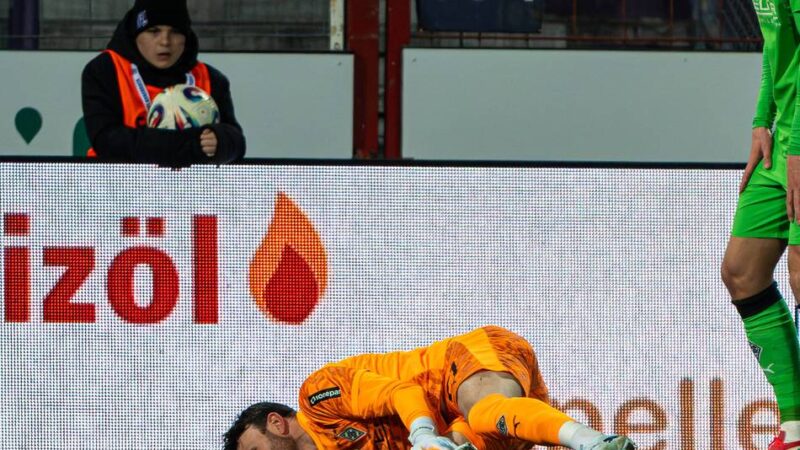 „Beim Loslaufen hat er was gemerkt“: Sippels Auswechslung trübt Borussias Abend beim VfL Osnabrück