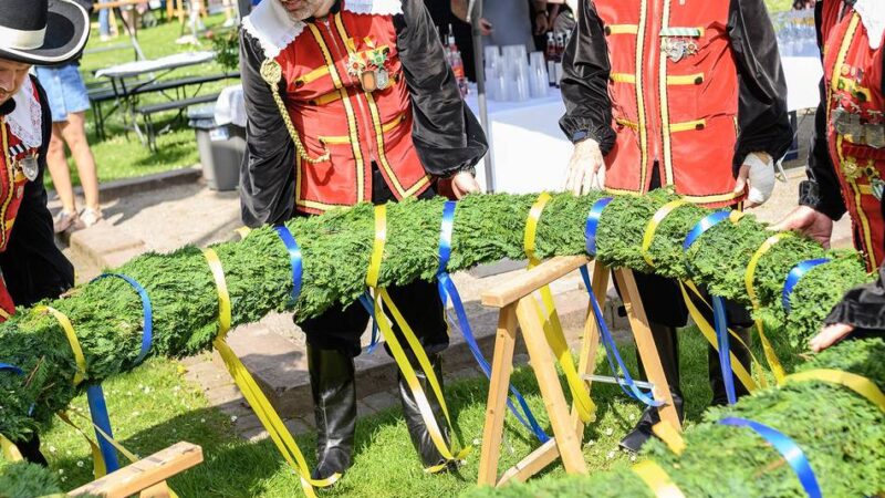 Am 1. Mai in Osterath: Parkfest lockt mit Mailauf, Musik und neuen Ständen