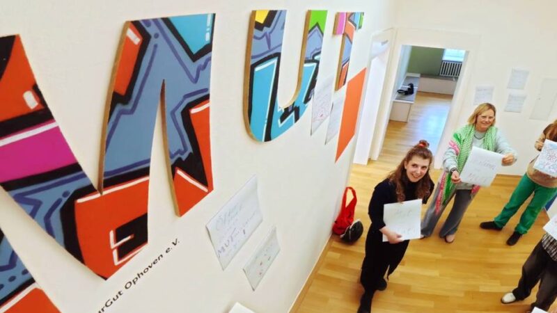 Museum Schloss Morsbroich in Leverkusen: Mut-Reiferei gestaltet Mut-Proberaum