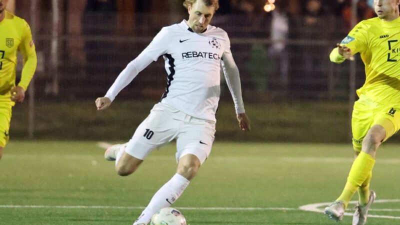 VfB 03 im Aufstiegsrennen: Trotz Traumserie mahnt Trainer Schneider zur Vorsicht