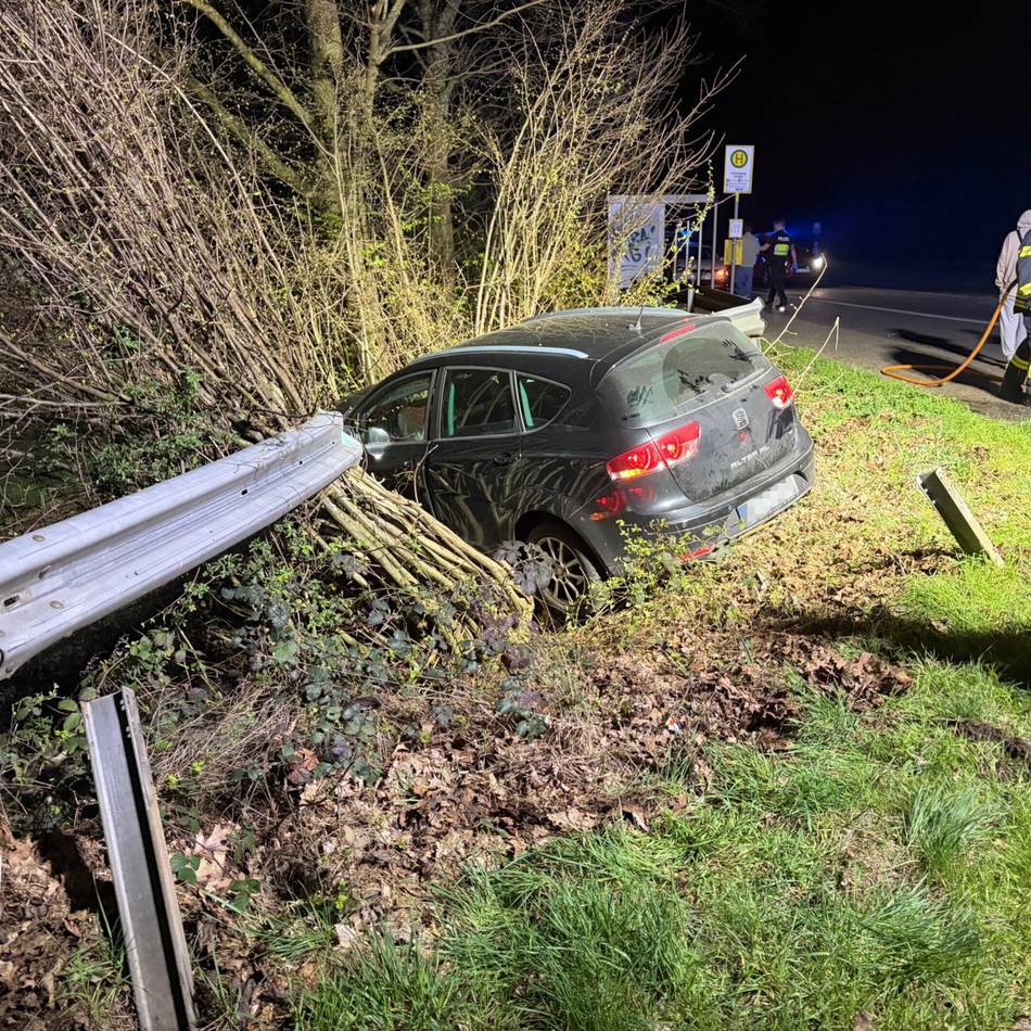 Alarm in Jüchen: Zwei Unfälle halten Retter in Atem – schon wieder kracht es bei Schaan