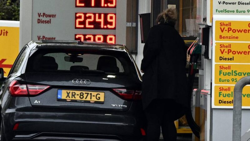 Tipps für den Osterurlaub: Tanken in den Niederlanden ist teuer – So kann man sparen