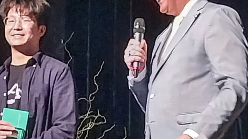 Beim Abschlusskonzert in Erkrath: „Jugend musiziert“ – Langenfelder Zimu Tao erhält Förderpreis