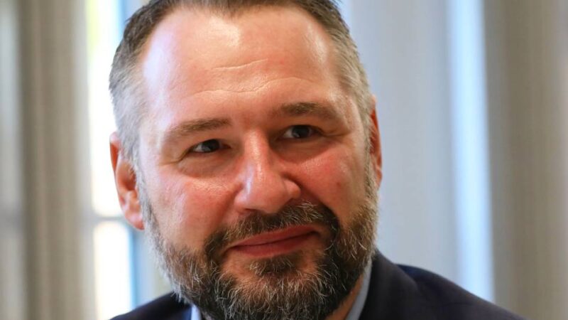 Xantens Bürgermeister Rafael Zur: „Nachzutreten, gehört sich nicht“