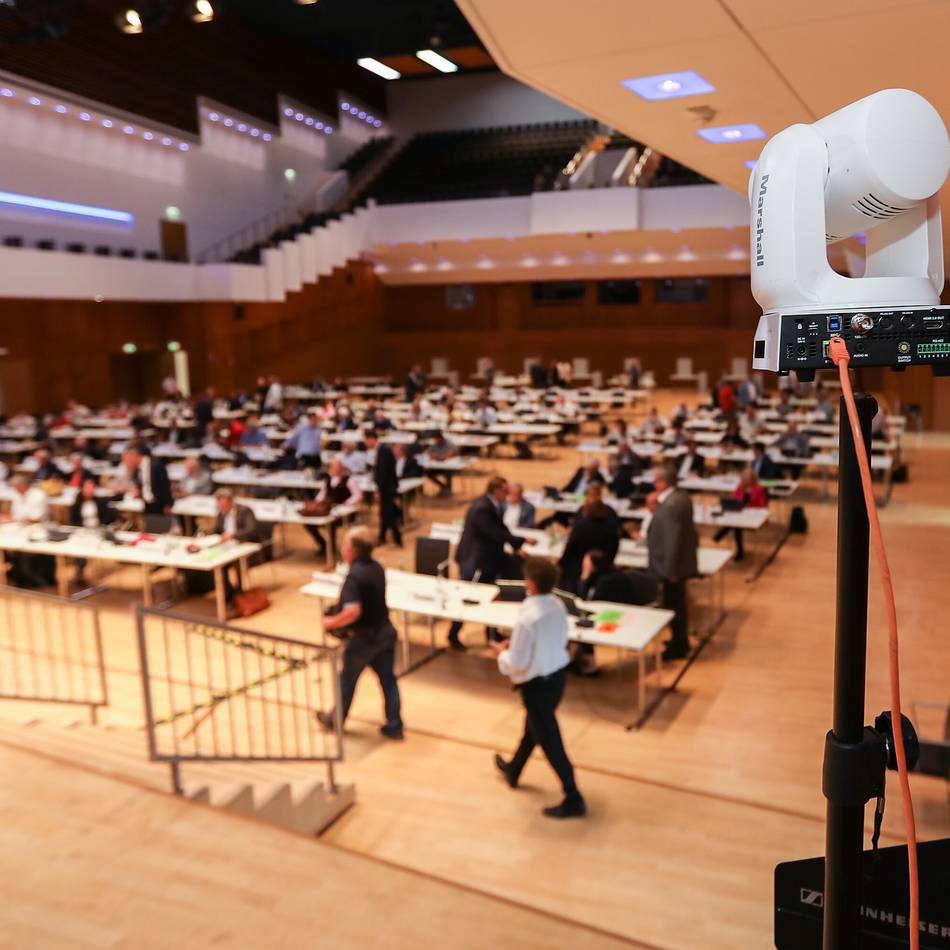 Liveübertragungen in Hückeswagen: Sind Ratssitzungen künftig online zu sehen?