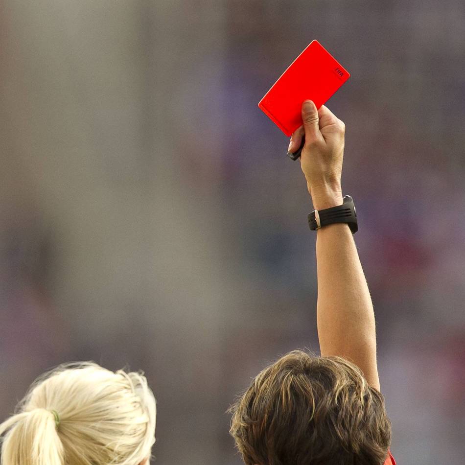 In Herne: Schiedsrichter wurde offenbar geschlagen, Ex-Profi widerspricht