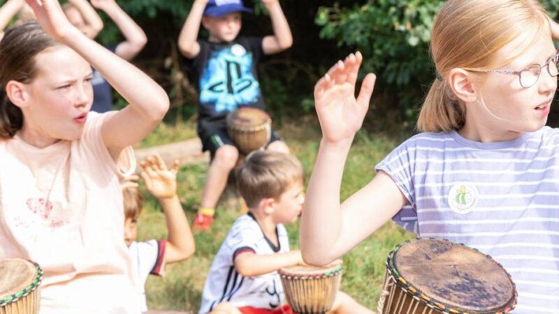 Kinder-Wildnis in Langenfeld: Klangvolle Aktionen beim  zweiten offenen Wildnistreff