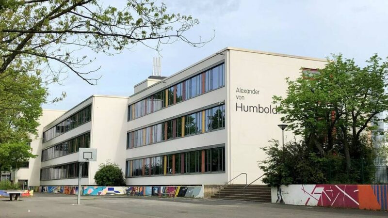 Erweiterungen kommen zu spät: G9 bringt Neusser Schulen an Kapazitätsgrenze – Container als Notlösung