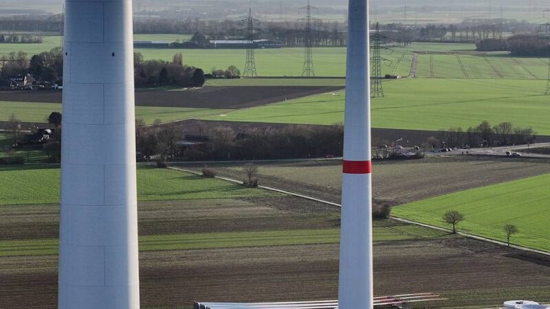 229 Meter Gesamthöhe: Diese Firma steckt hinter den neuen Windrädern bei Neuss-Hoisten