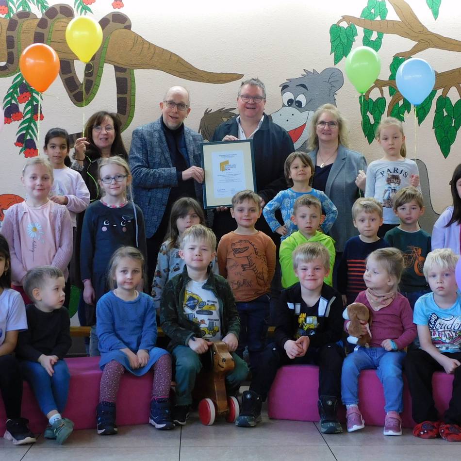 Einrichtung in Weeze: Franziskus-Kindergarten freut sich über Re-Zertifizierung als Familienzentrum