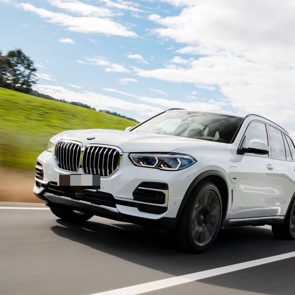 Verkauf von Luxusautos nach Russland: Landgericht Krefeld verurteilt Serientäter zu 32 Monaten Haft