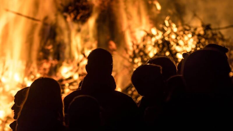 St. Sebastianus Bruderschaft: Traditionelles Osterfeuer auf dem Schützenplatz