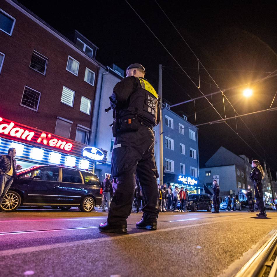 Polizeiliche Kriminalitätsstatistik: 2025 bleibt in Duisburg kein Mord unaufgeklärt