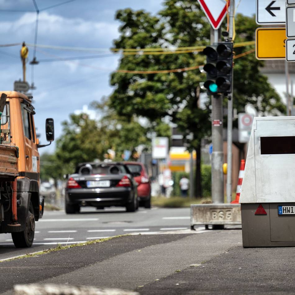 Verkehrssicherheit in Langenfeld: Was der Kreis zum Blitzer in der Bergischen Landstraße sagt