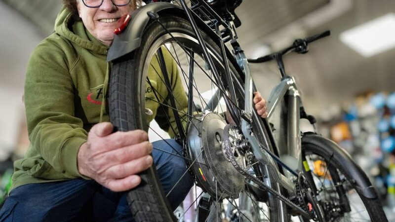 Hochbetrieb bei Händlern in Langenfeld: Radler müssen viel Zeit für Reparaturen und Inspektionen einplanen