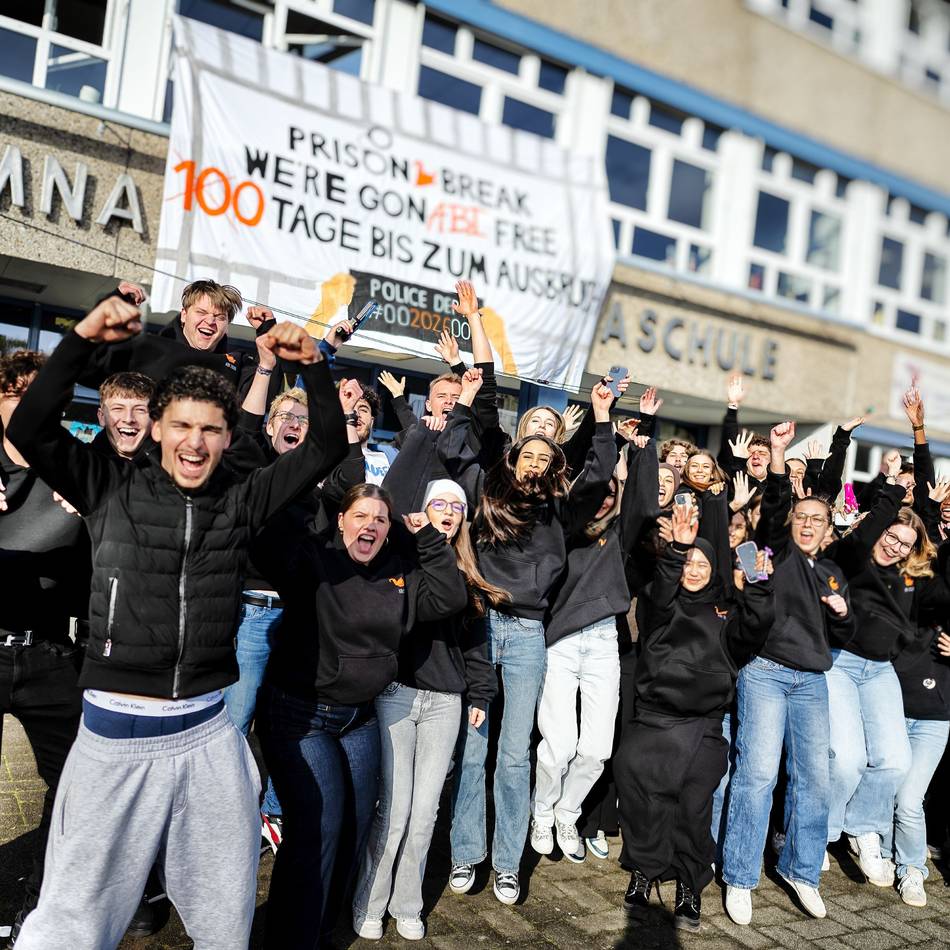 Übergang G8 auf G9 in Langenfeld: Ohne Abiturienten feierten die Lehrer selbst Mottotage