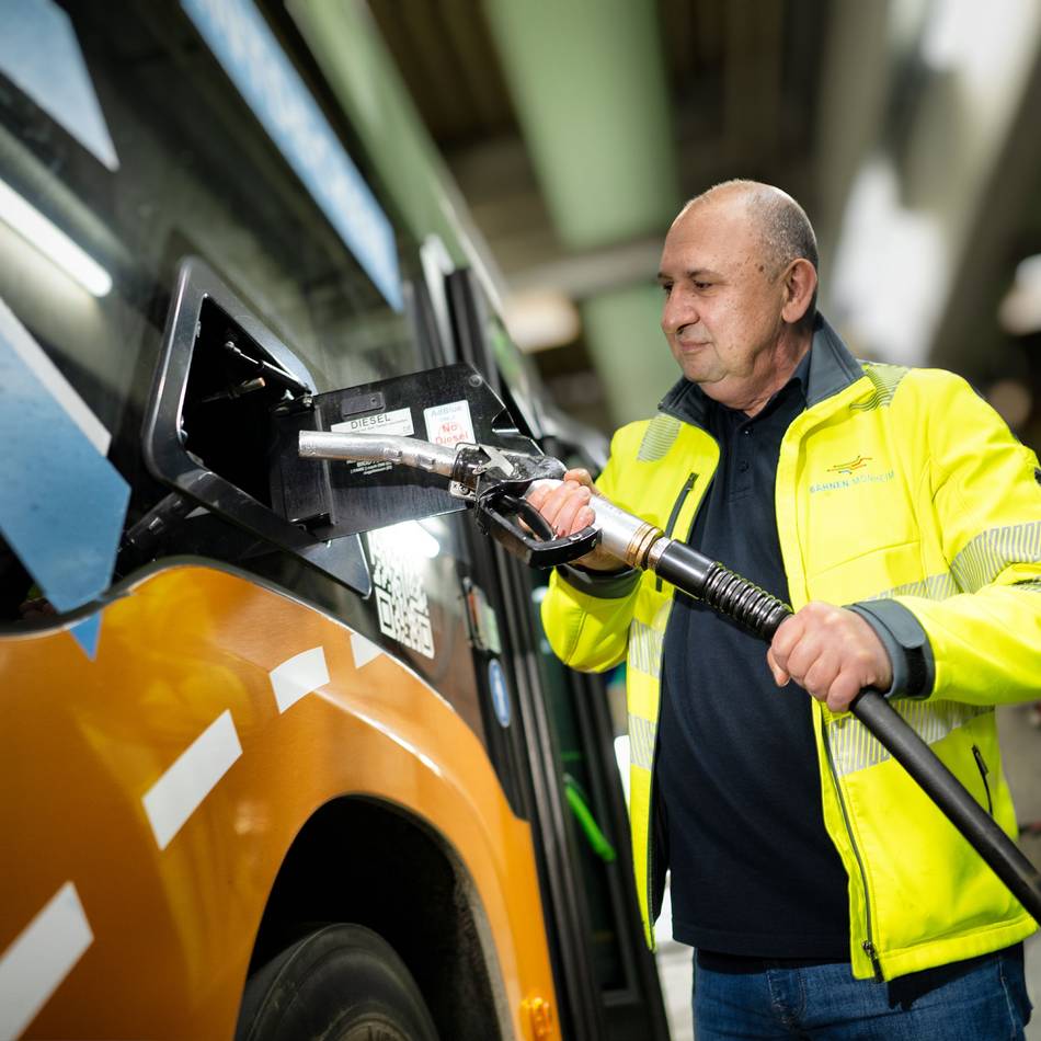 Dieselpreise, Tarifkonflikte: Wie Monheim mit steigenden Kosten im kostenlosen ÖPNV umgeht