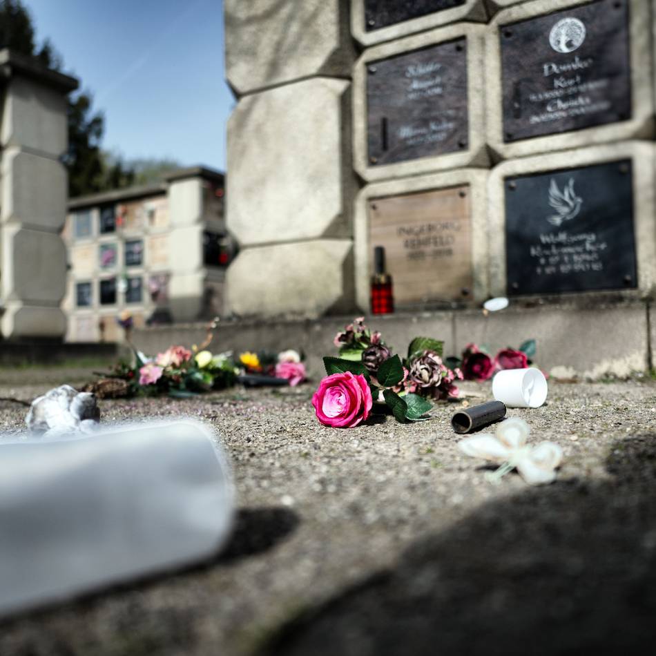 Vorfall am Samstag in Monheim: Vandalismus am Waldfriedhof – Polizei sichert 300 Kilogramm Diebesgut
