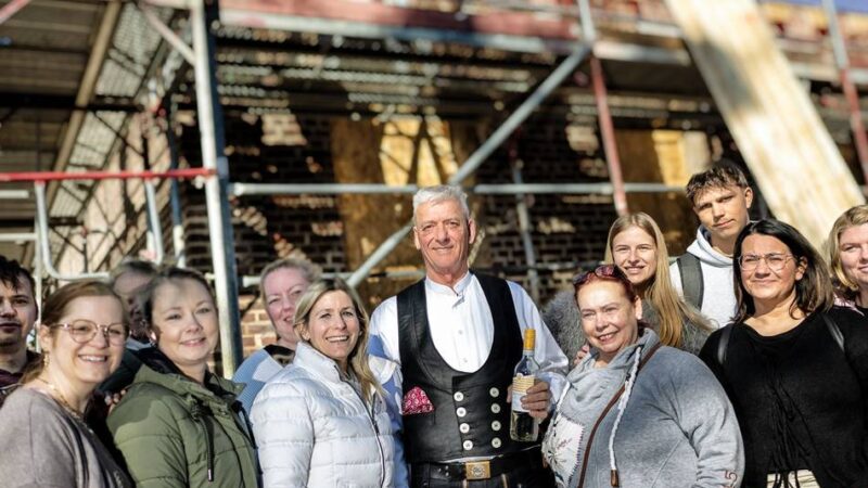 Richtfest in Monheim: Wie aus einer Scheune die neue Kita am Kirberger Hof wird