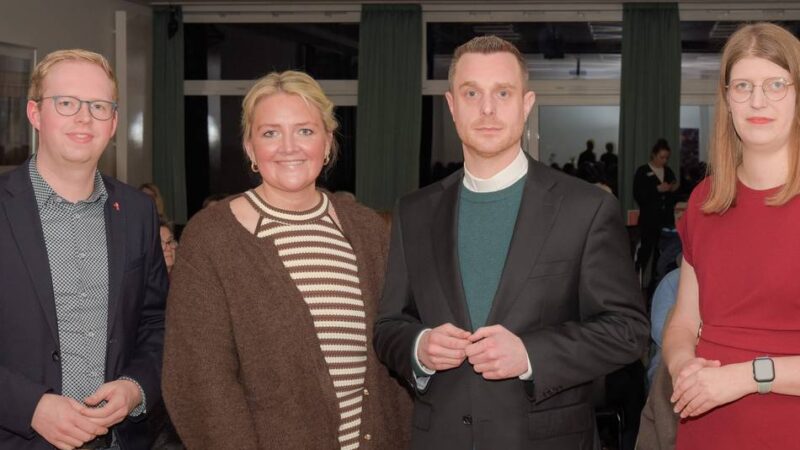 Lesung in Kleve: Ein Erfolgsrezept für die kriselnde Kirche – „Es gibt Achtsamkeit füreinander“