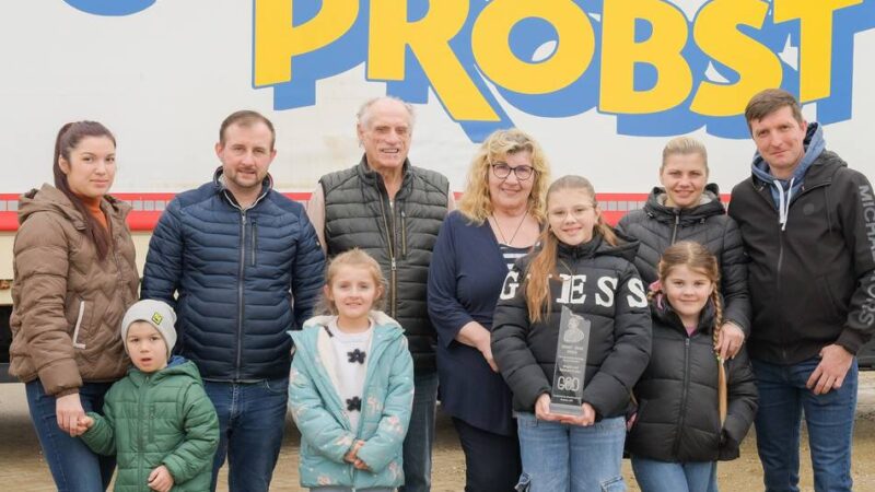 Winterquartier in Asperden: Lebenswerk im Rampenlicht – Circus Probst erhält den Ernst-Renz-Preis