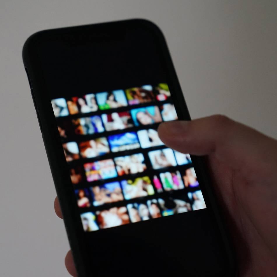Nacktfotos und Deep Fakes: Digitale Gewalt – „Es sind fast immer die Ex-Partner“