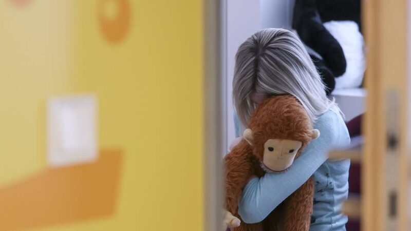 „Kuschelrunden“-Prozess in Moers: Tochter missbraucht – vier Jahre Haft für Nettetaler