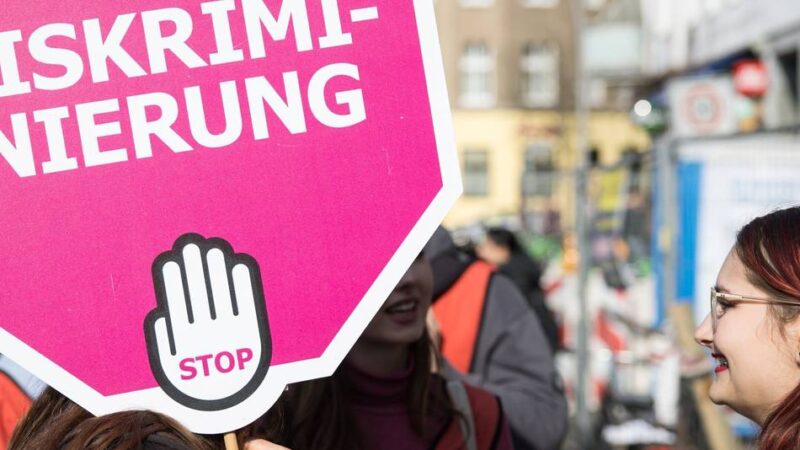 Internationaler Frauentag: Viele Aktionen zum Frauen-Monat März
