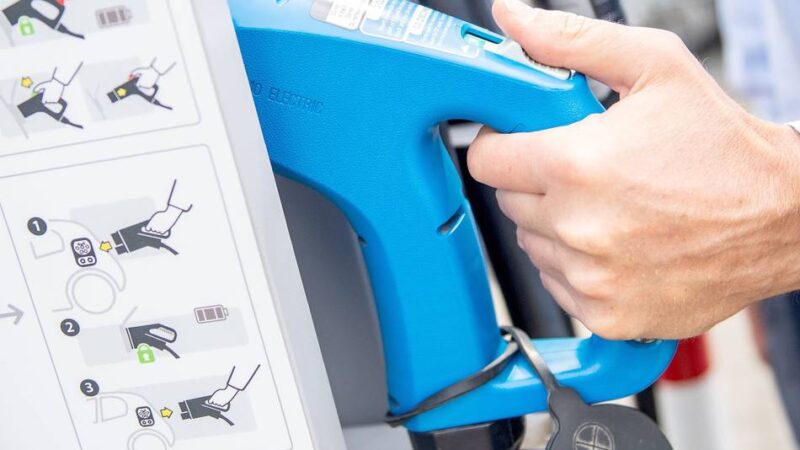 Vier Ladepunkte in Betrieb genommen: Weitere E-Ladesäulen für Niederkrüchten