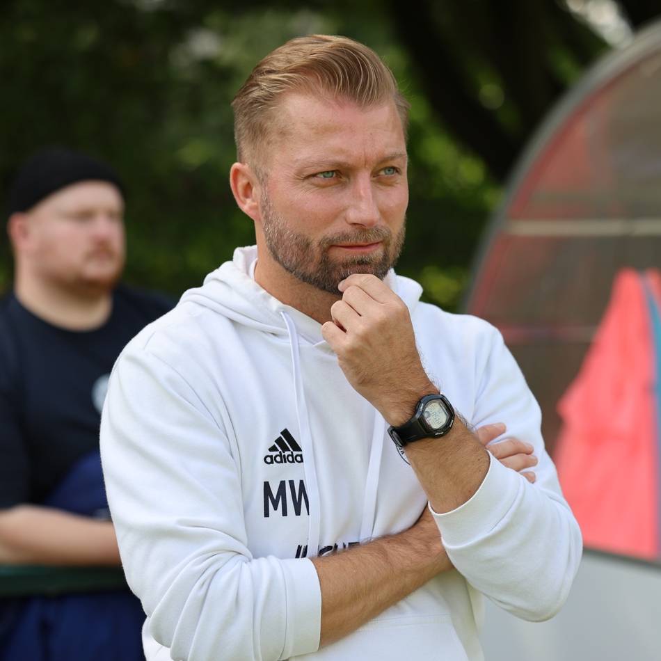 Fußball in Meerbusch: Winkens tritt beim TSV Meerbusch zurück