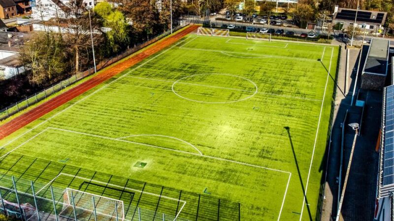 Ausbau weiterführende Schulen in Langenfeld: Auf Sportplatz Hinter den Gärten soll neue Dependance der Prismaschule entstehen