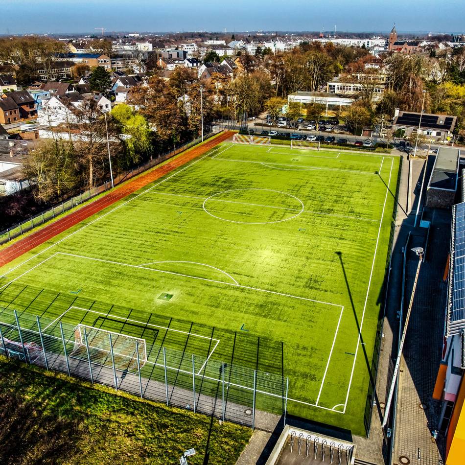 Ausbau weiterführende Schulen in Langenfeld: Auf Sportplatz Hinter den Gärten soll neue Dependance der Prismaschule entstehen