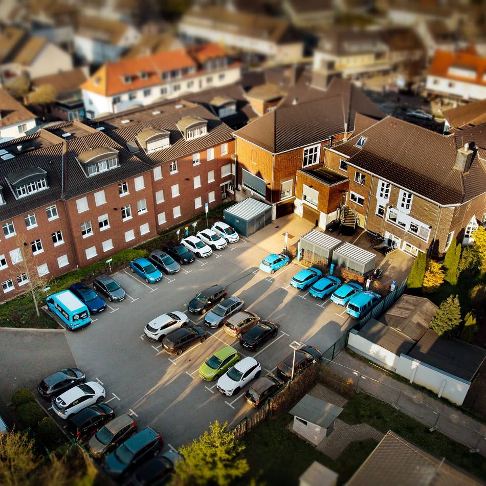 Weiterer Prüfauftrag im Bauausschuss: Die Zukunft des Monheimer Stadtarchivs bleibt ungewiss