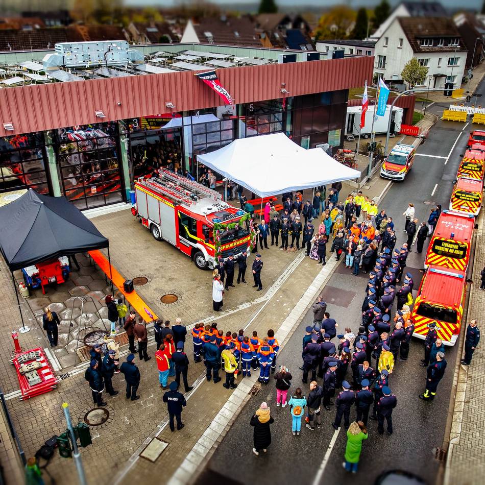 Monheim: Neues Gerätehaus für den Löschzug Baumberg offiziell eingeweiht