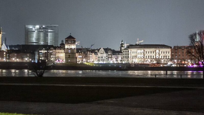 „Licht aus“ auch in Meerbusch?: Wie die Stadt das Energiesparen unterstützt