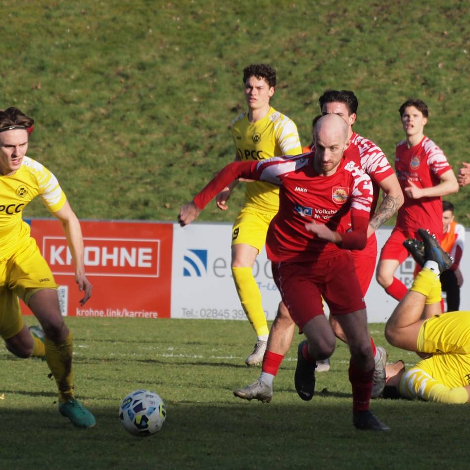 2:1-Erfolg beim VfB Homberg: SV Sonsbeck meldet sich mit Derbysieg zurück