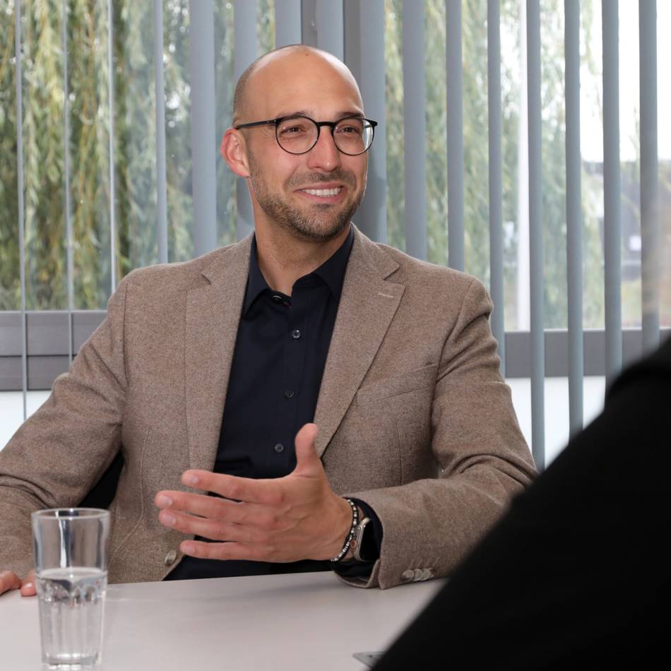 Sprechstunde in den Ortsteilen: Alpens Bürgermeister lädt zu persönlichen Gesprächen