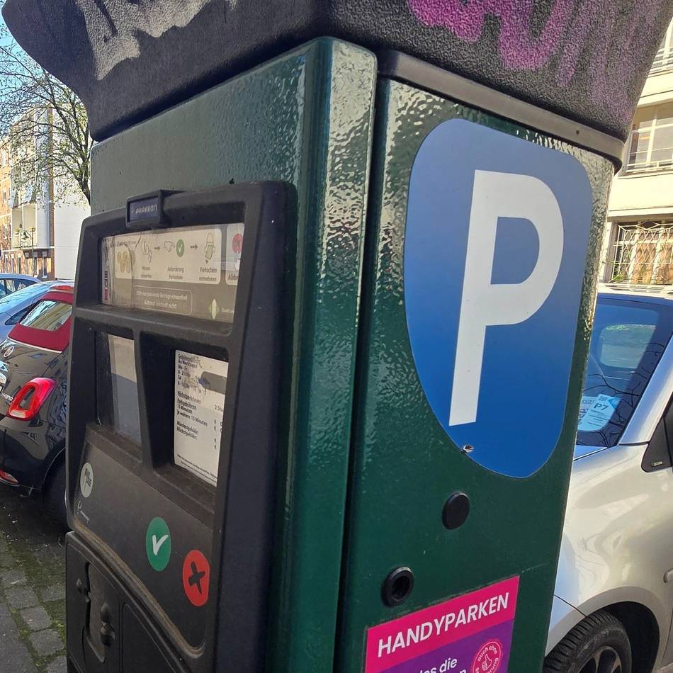 64 veraltete Geräte stehen in Leverkusen: Stadt tauscht sämtliche Parkscheinautomaten aus