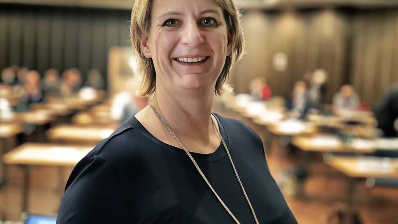 „Rauswurf“ nach nur drei Jahren: Ex-Kämmerin von Hilden scheitert in Mülheim