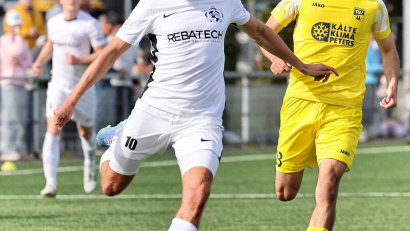 Titelrennen spitzt sich zu: Trainer-Rücktritt in Meerbusch fordert den VfB 03