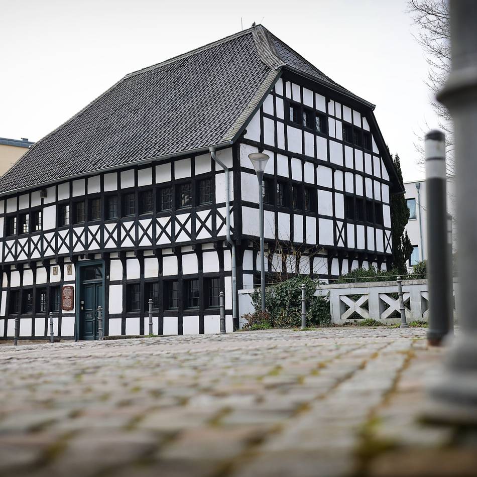 „Haus auf der Bech“: Ältestes Gebäude der Stadt Hilden steht zum Verkauf