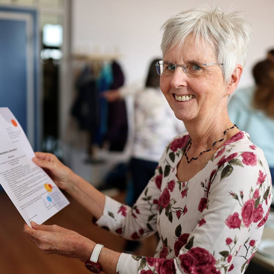 Bürgermeister überreichte die Urkunden: Acht neue „Omas zum Ausleihen“ in Hilden